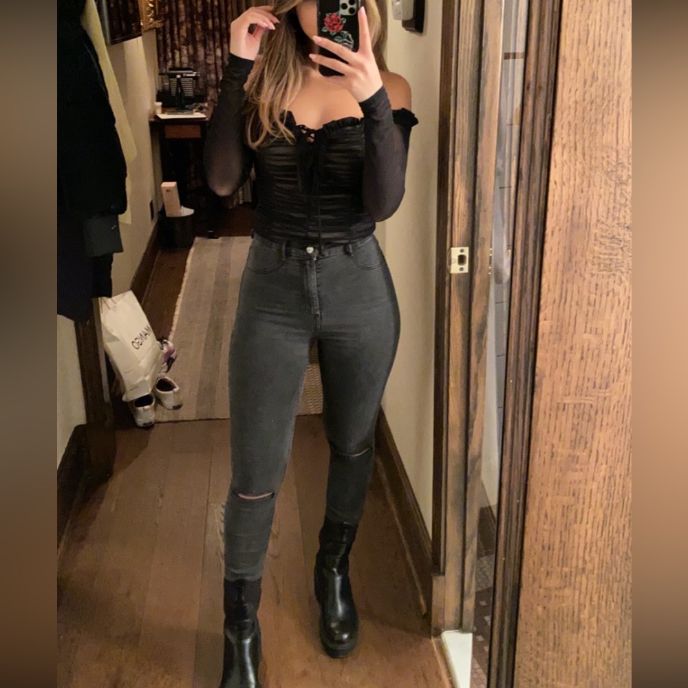 ZARA Black Knee Slit High Rise Skinny Jeans